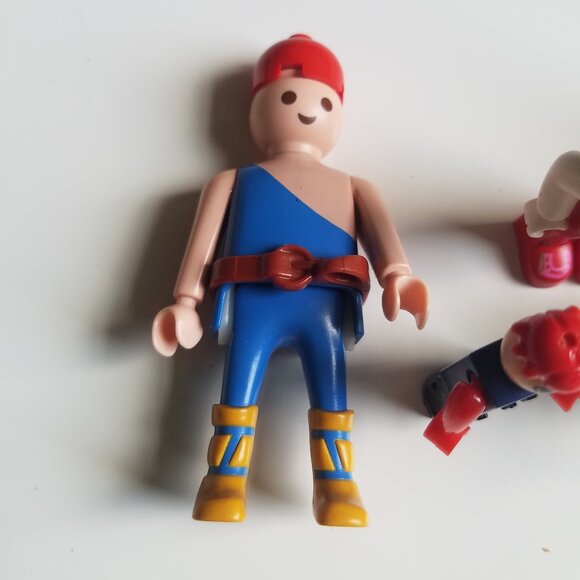 Lego Mini Figure Pieces - Picture 8 of 8